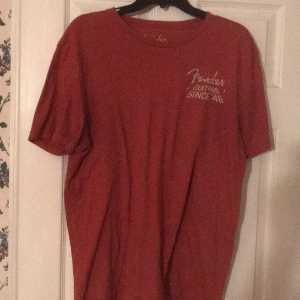 Fender Guitar T Shirt L